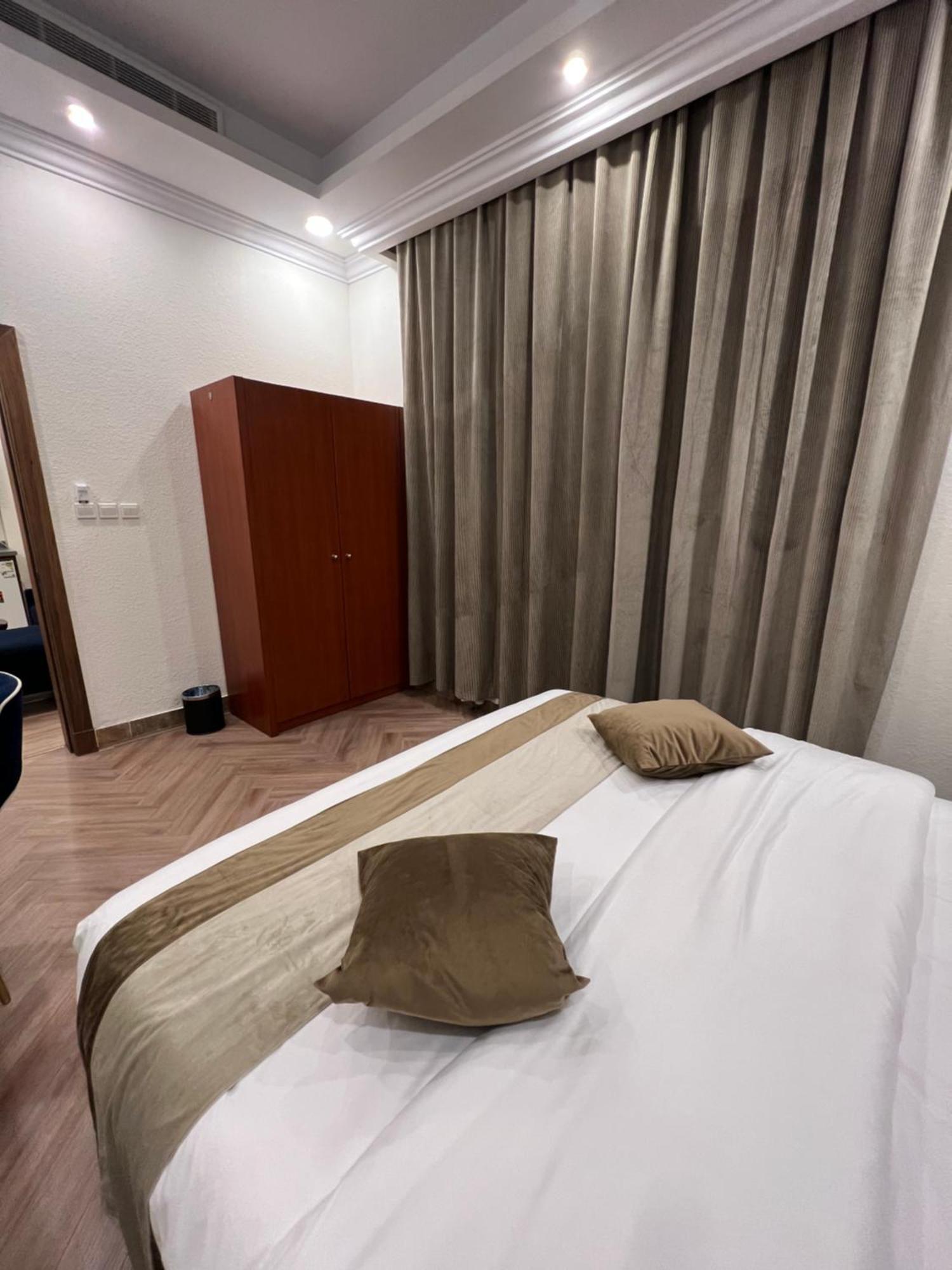 Smayah Hotel Riade Exterior foto