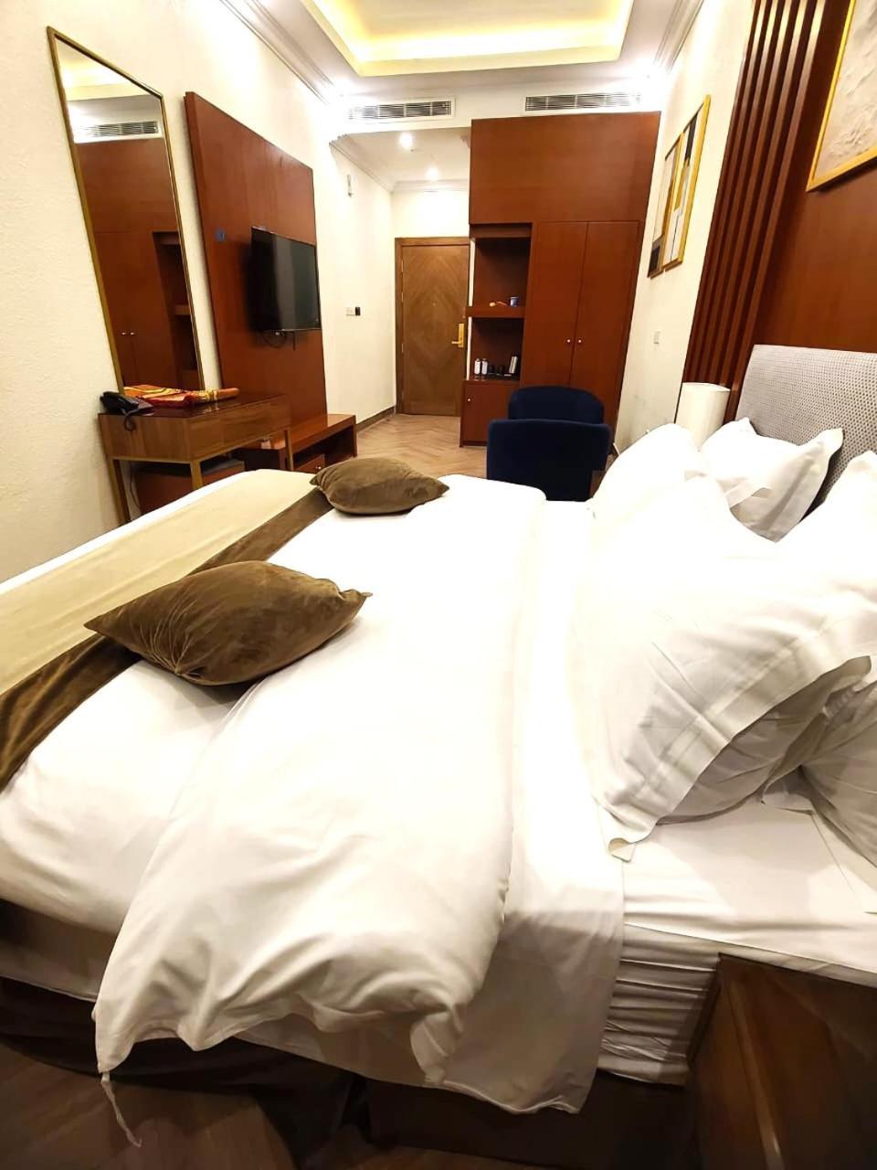 Smayah Hotel Riade Exterior foto
